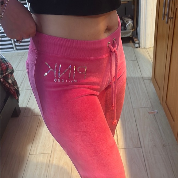 2013 RARE BLING Bright Pink Velour Sweatpants - Picture 8 of 11